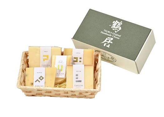 鶴居村振興公社「酪楽館」 鶴居ナチュラルチーズセット